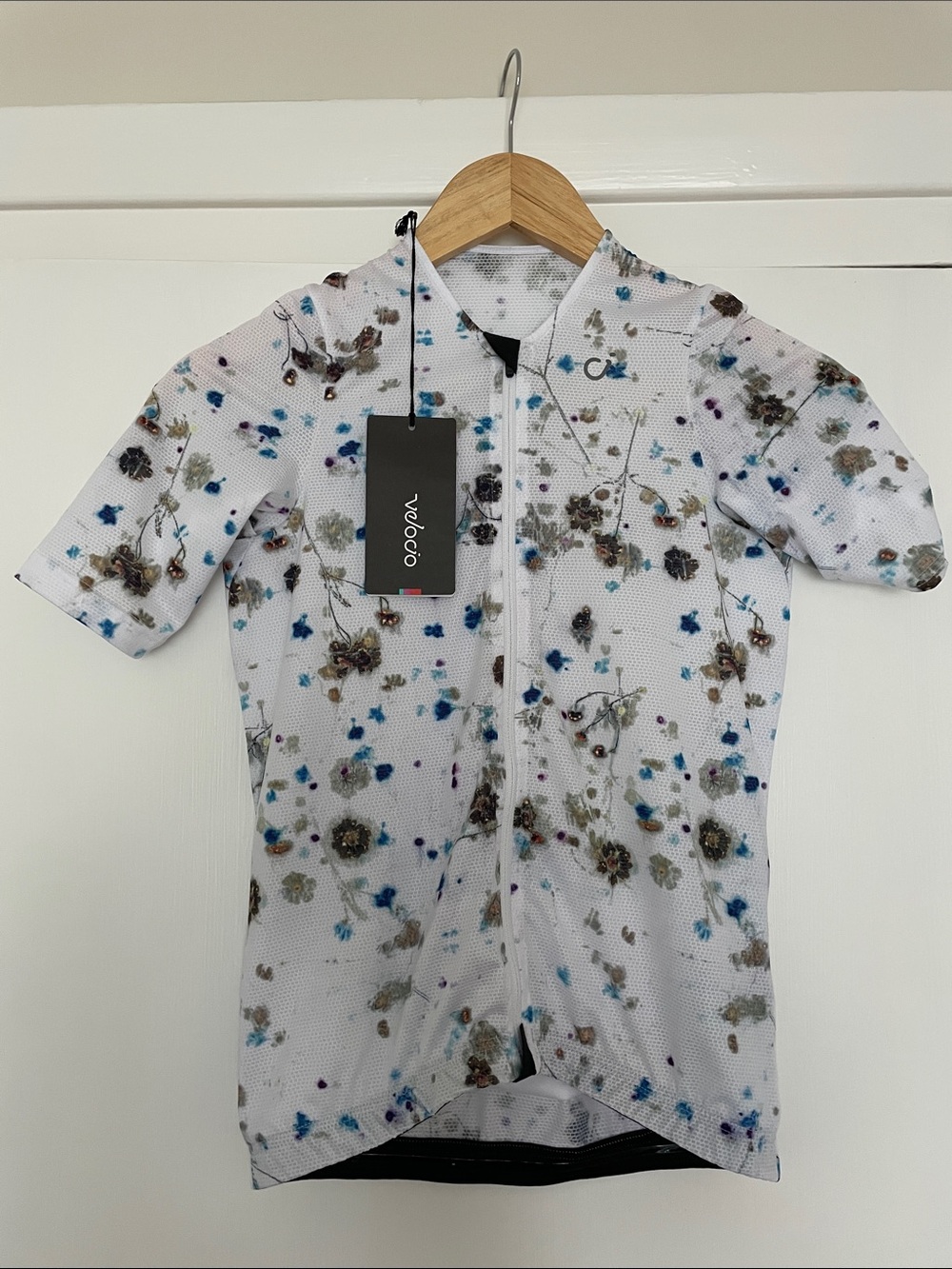 [S] NWT Velocio Women's Blurred Florals Ultralight Mesh Jersey